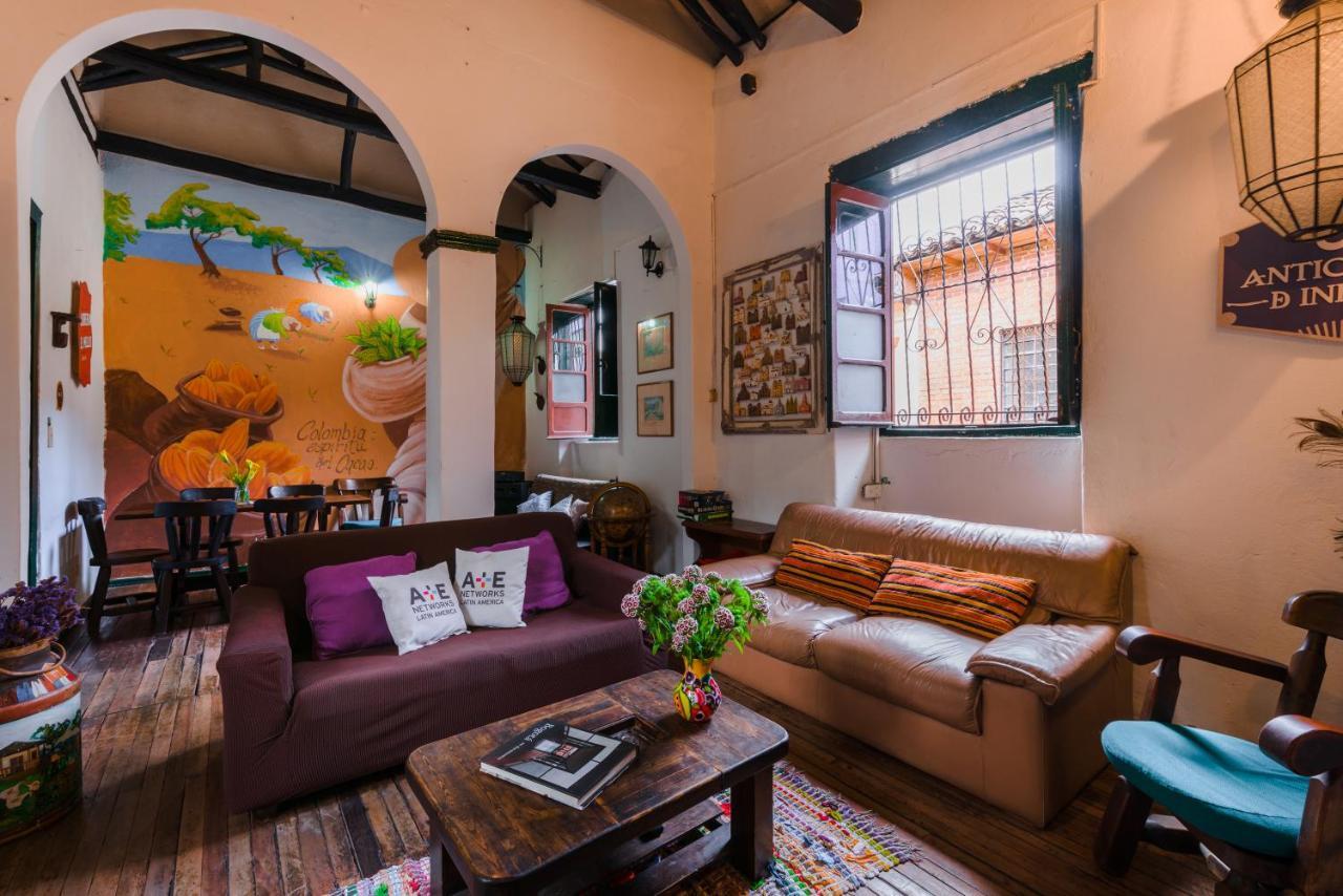 Chocolate Hostel Bogota Exterior photo
